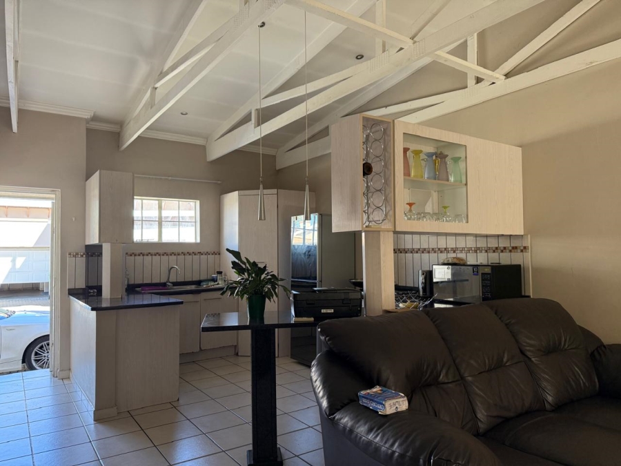 3 Bedroom Property for Sale in Waterval East North West